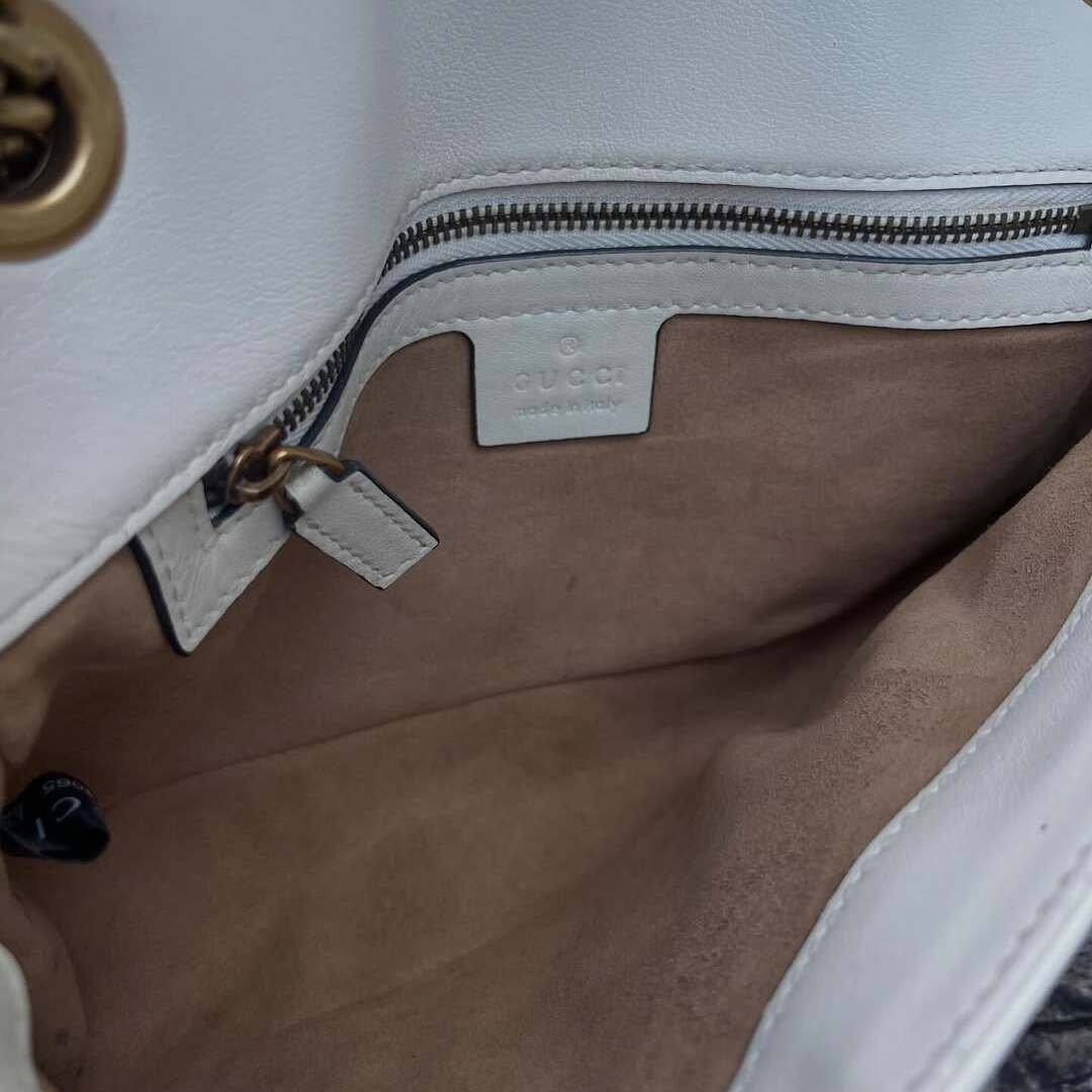 Gucci GG Marmont Small Shoulder Bag - Image 5